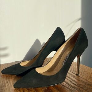 Manolo Blahnik Black Suede Pointed Toe Stiletto Pumps